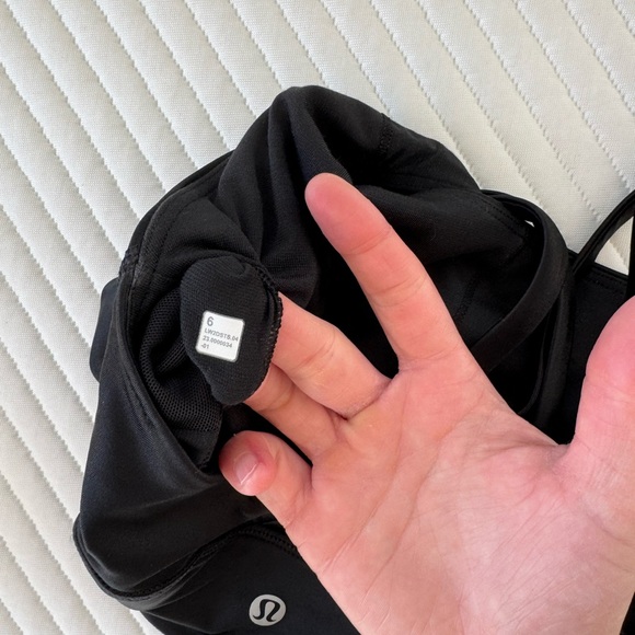 Lululemon Energy Bra - Picture 2 of 3